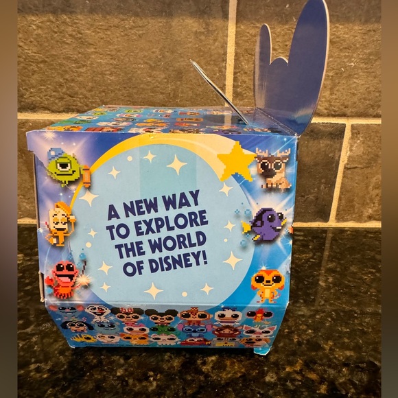 Bitzee Disney Interactive Electronic Game 30 Characters Fun for Kids Ages 5+ - Picture 2 of 5